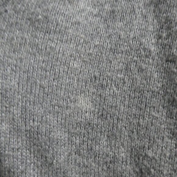 CONTEMPORAINE - Simons Exclusive | small | Grey V-Neck Lightweight Sweater - Picture 15 of 15